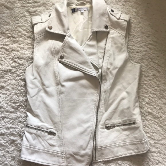 Jennifer Lopez Jackets & Blazers - Jennifer Lopez White Faux Leather Vest Size M